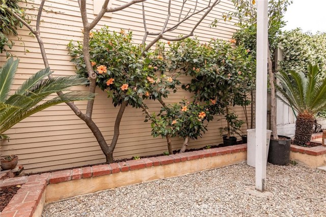 Detail Gallery Image 8 of 8 For 522 Linden, Long Beach,  CA 90802 - 1 Beds | 1 Baths