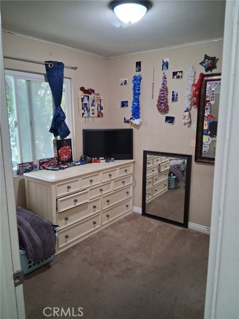 Detail Gallery Image 8 of 22 For 1777 Mitchell Ave #29,  Tustin,  CA 92780 - 5 Beds | 2/1 Baths