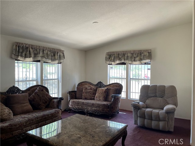 Detail Gallery Image 15 of 37 For 35125 Hobbiton Rd, Hemet,  CA 92544 - 4 Beds | 2 Baths