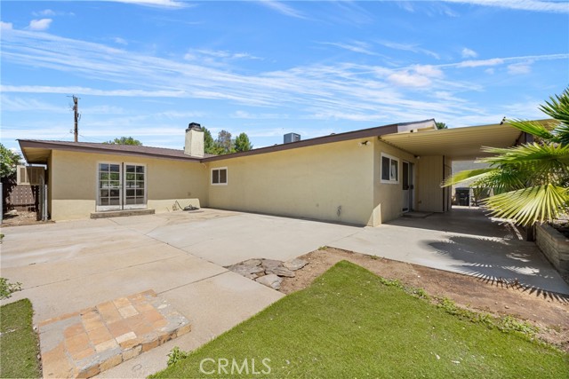 10880 Noble Street, Cherry Valley CA: https://media.crmls.org/medias/062b61cb-4b68-4e6a-9adf-2a28b16979fc.jpg