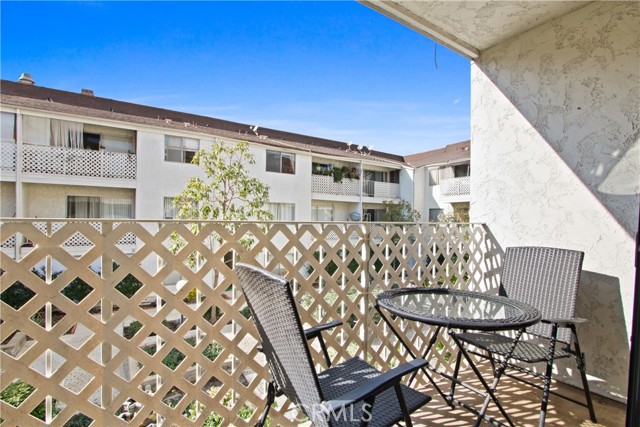 Detail Gallery Image 10 of 15 For 3565 Linden Ave #226,  Long Beach,  CA 90807 - 1 Beds | 1 Baths