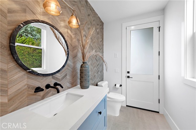 Detail Gallery Image 37 of 40 For 2507 Alta Vista Dr, Newport Beach,  CA 92660 - 5 Beds | 4/1 Baths