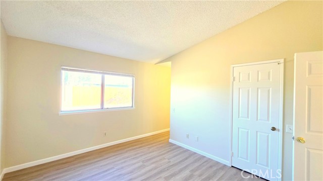 Detail Gallery Image 13 of 21 For 7575 Kempster Ct, Fontana,  CA 92336 - 3 Beds | 2 Baths