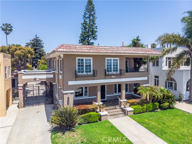 Detail Gallery Image 5 of 63 For 2747 E Ocean Bld, Long Beach,  CA 90803 - 6 Beds | 7 Baths