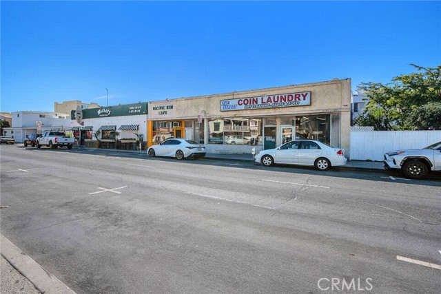 113 Hermosa Avenue, Hermosa Beach, California 90254, ,Residential Income,For Sale,Hermosa,SB25016030