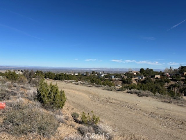 Detail Gallery Image 4 of 11 For 0 Sky Line Dr, Pinon Hills,  CA 92372 - – Beds | – Baths