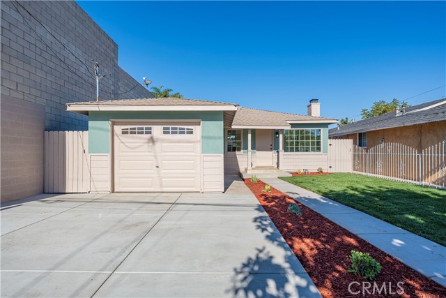 Detail Gallery Image 1 of 21 For 3947 W 109th St, Inglewood,  CA 90303 - 3 Beds | 2 Baths