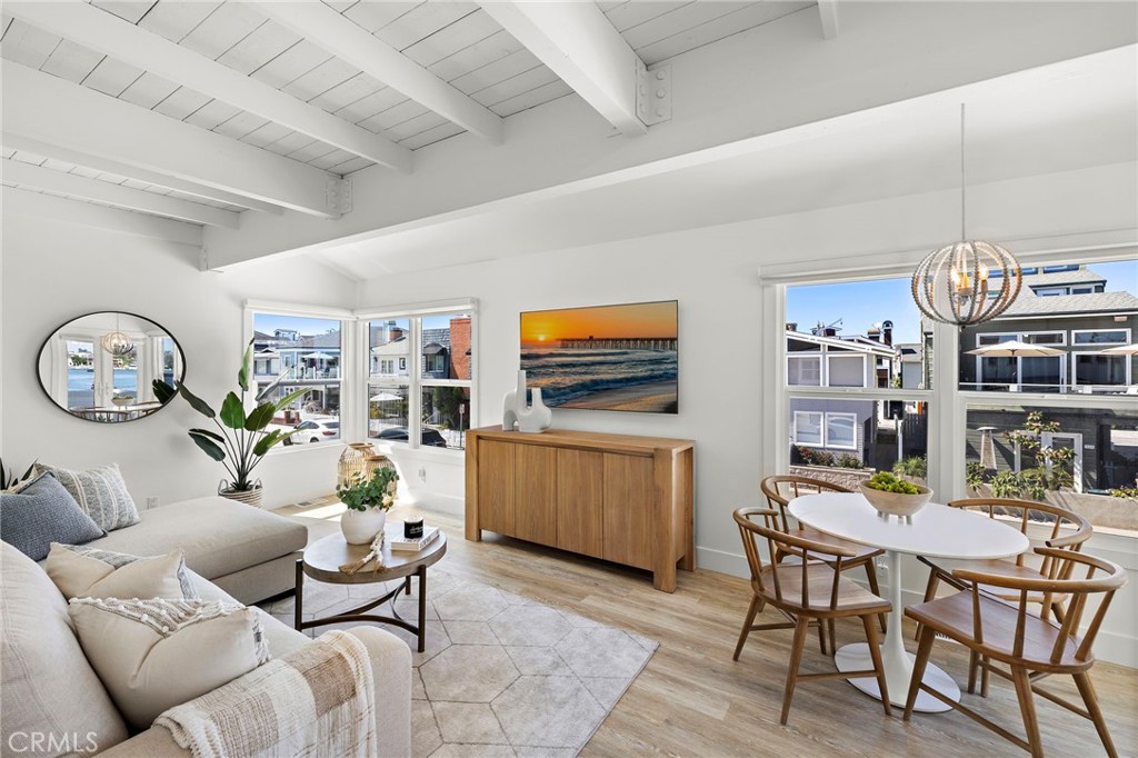 207 E Edgewater Avenue #Rear