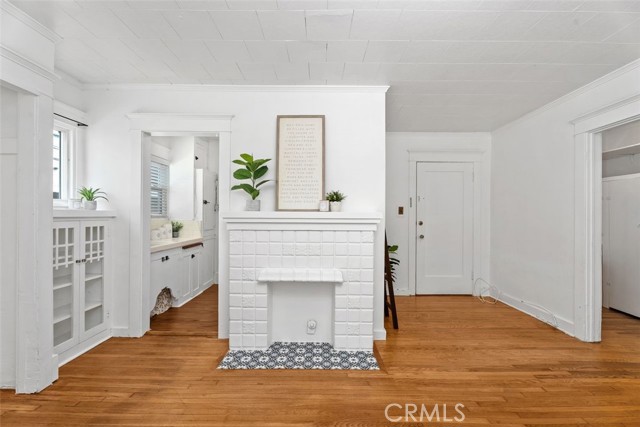 Front Image Thumbnail for CROC26083470