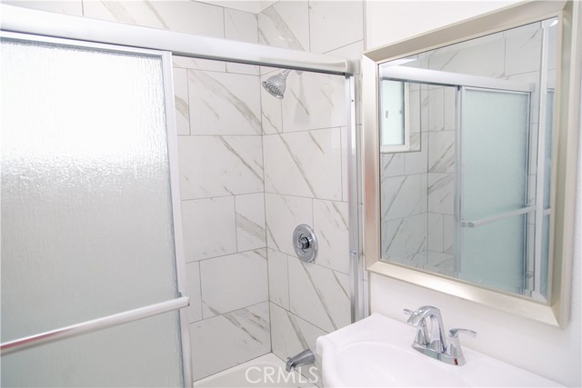 Detail Gallery Image 12 of 14 For 525 Catalina #B,  Laguna Beach,  CA 92651 - 1 Beds | 1 Baths