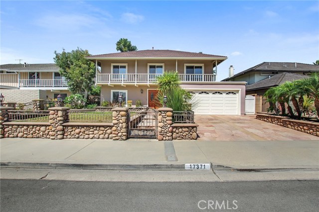 17371 Whetmore Ln, Huntington Beach, CA 92647