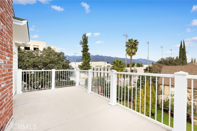 Detail Gallery Image 19 of 22 For 1510 E Del Mar Bld, Pasadena,  CA 91106 - 4 Beds | 2 Baths