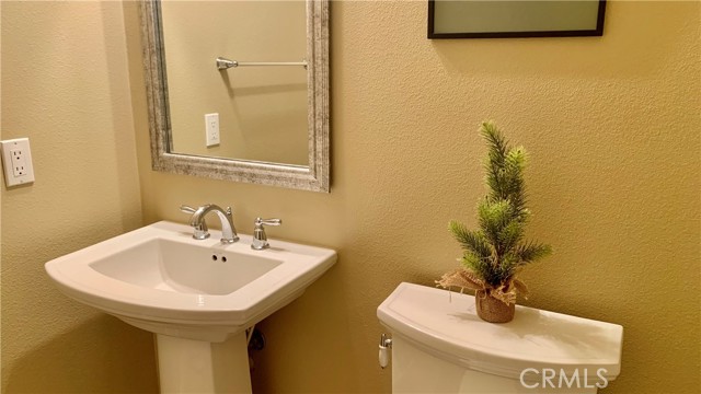 Detail Gallery Image 16 of 54 For 44207 Reidel St, Temecula,  CA 92592 - 5 Beds | 3/1 Baths