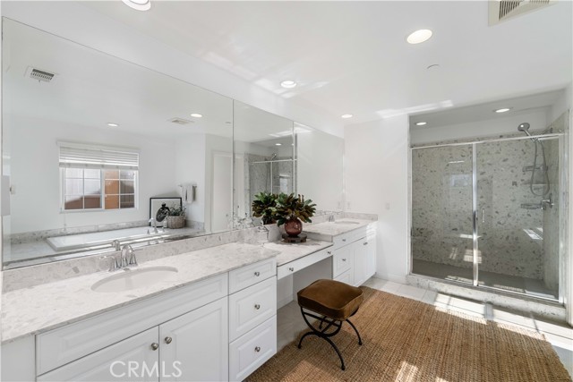 Image 28 of 53 For 14626 Olite Drive