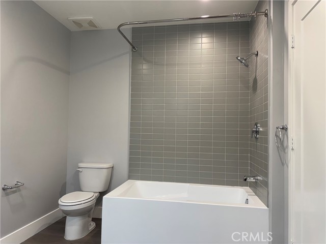 1223 N Hayworth Avenue # 3, West Hollywood, California 90046, 1 Bedroom Bedrooms, ,1 BathroomBathrooms,Residential Lease,For Rent,1223 N Hayworth Avenue # 3,CRSR24235824