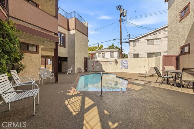 Detail Gallery Image 22 of 24 For 260 S 6th St #G,  Burbank,  CA 91501 - 2 Beds | 2 Baths