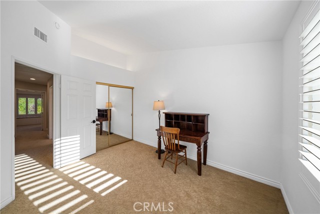 5347 E Big Sky Lane, Anaheim Hills CA: https://media.crmls.org/medias/06376bd3-18d6-46d2-a786-a43224997422.jpg