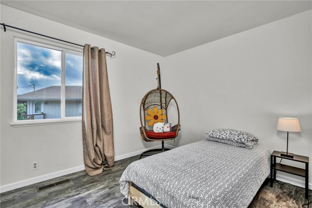 Detail Gallery Image 25 of 52 For 18528 North Shore Dr, Hidden Valley Lake,  CA 95467 - 3 Beds | 3 Baths