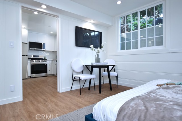 Detail Gallery Image 35 of 51 For 11042 Fruitland Dr, Studio City,  CA 91604 - 3 Beds | 4 Baths