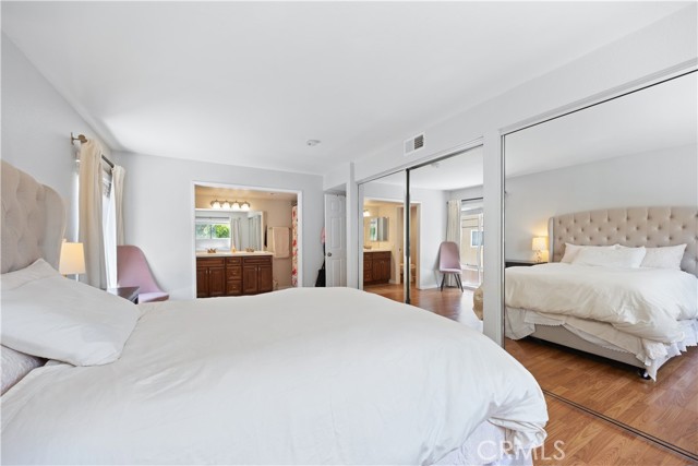 1919 E Beverly Way, Long Beach CA: https://media.crmls.org/medias/06381023-4a97-4da0-be2a-72f5413e3748.jpg
