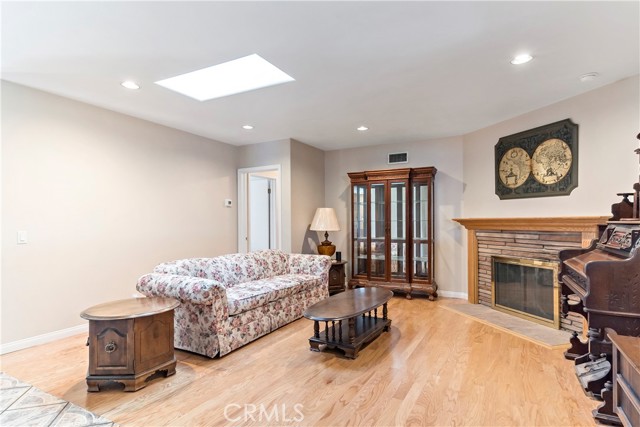 552 N Homerest Avenue, West Covina, CA, 91791 552 N Homerest Avenue, West Covina, CA, 91791