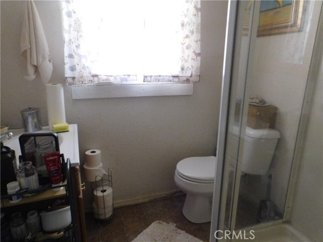 12861 Lakeview Drive, Clearlake Oaks CA: https://media.crmls.org/medias/063a5bdc-fc80-46e4-ba19-e842a07bf2bf.jpg