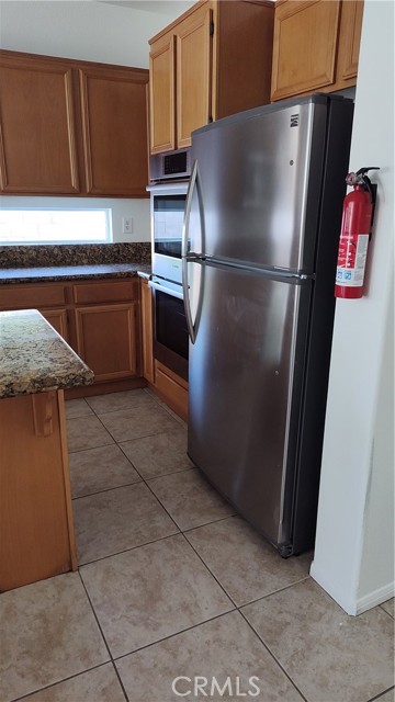 Detail Gallery Image 8 of 30 For 31060 Desert View Ct, Menifee,  CA 92584 - 5 Beds | 3/1 Baths