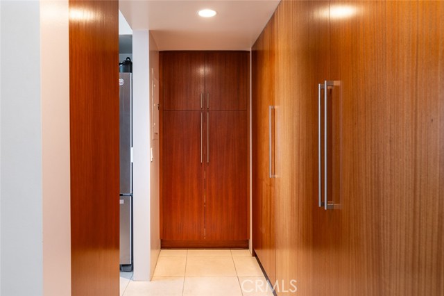 222 Monterey Road, Glendale CA: https://media.crmls.org/medias/063af3ad-2c27-4d91-a9ff-325b25e78eda.jpg