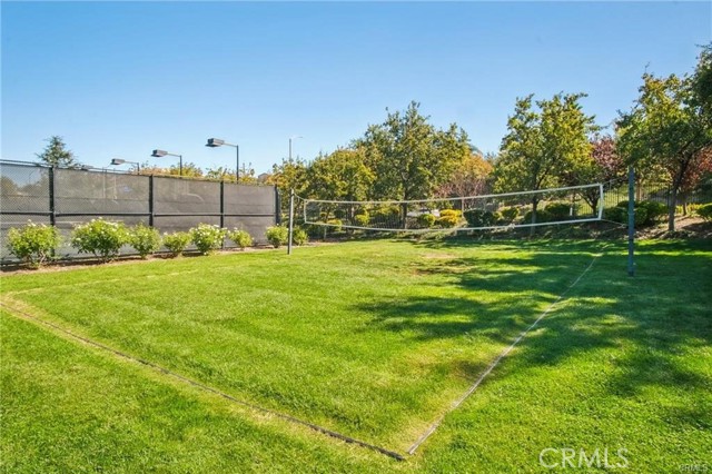 Detail Gallery Image 5 of 34 For 26426 Cardinal Dr, Canyon Country,  CA 91387 - 4 Beds | 3/1 Baths