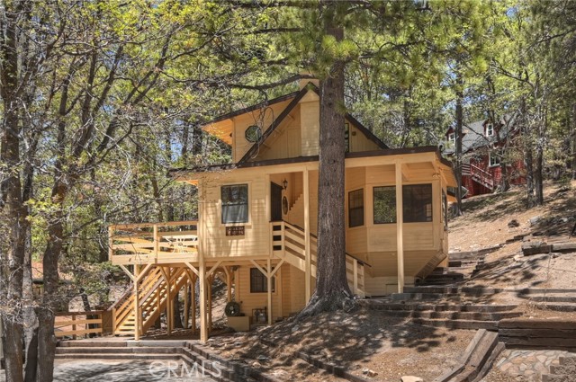 33294 Wild Rose Drive, Green Valley Lake CA: https://media.crmls.org/medias/063db0d4-4f1e-417b-a15b-ff4c4a25cbc1.jpg