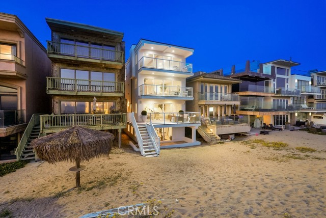 105 A Surfside Avenue, Surfside CA: https://media.crmls.org/medias/063db55d-35bb-4d22-9888-f4e545bed15c.jpg
