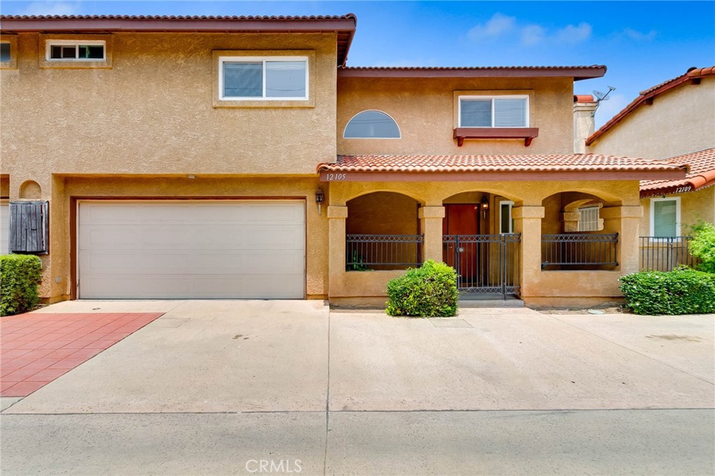 12105 Ramona Boulevard