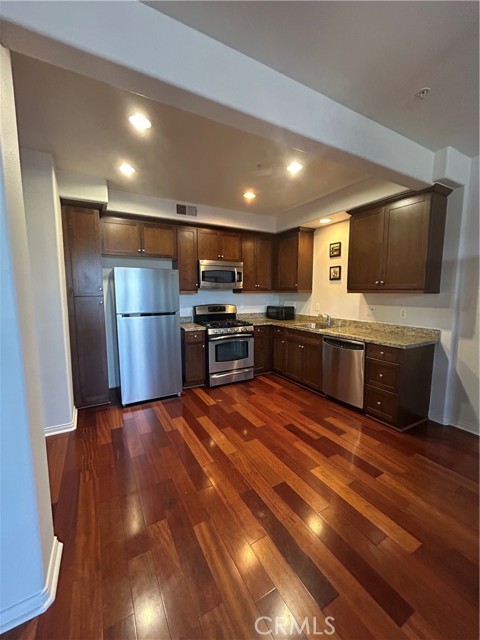 Detail Gallery Image 5 of 12 For 360 W Avenue 26 #318,  Los Angeles,  CA 90031 - 0 Beds | 1 Baths