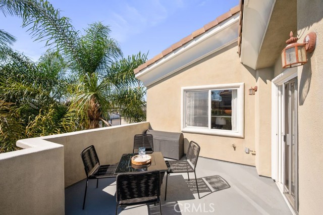 Detail Gallery Image 12 of 26 For 1905 Rockefeller Ln a,  Redondo Beach,  CA 90278 - 3 Beds | 3 Baths