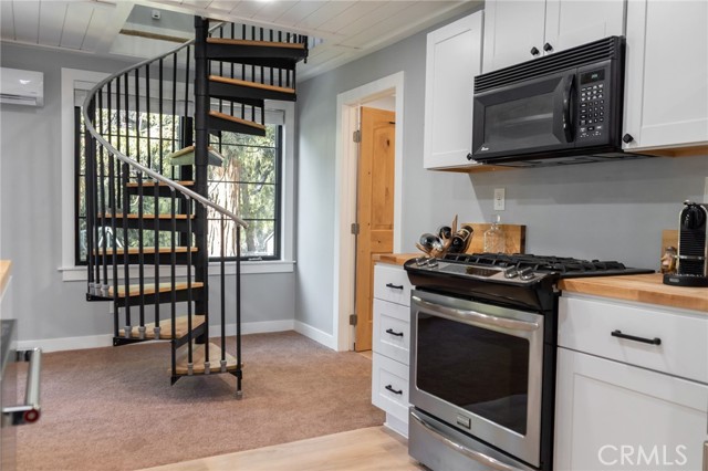 Detail Gallery Image 21 of 43 For 25150 Fern Valley Rd, Idyllwild,  CA 92549 - 3 Beds | 2 Baths