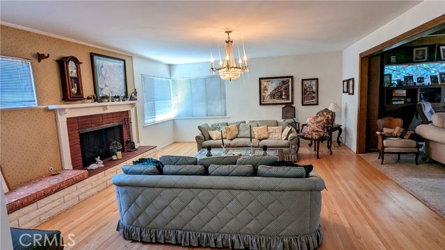 Image 4 of 32 For 1404 Mountain Ave