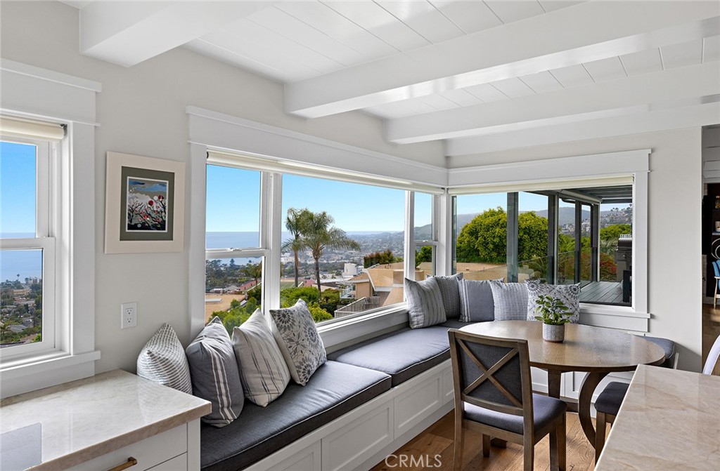 905 Canyon View Drive