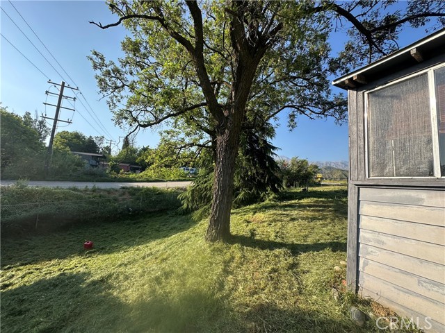 9685 Bluff Street, Banning CA: https://media.crmls.org/medias/0641fe5f-2f4c-4cdf-b9cc-8cb3a5bb67d2.jpg