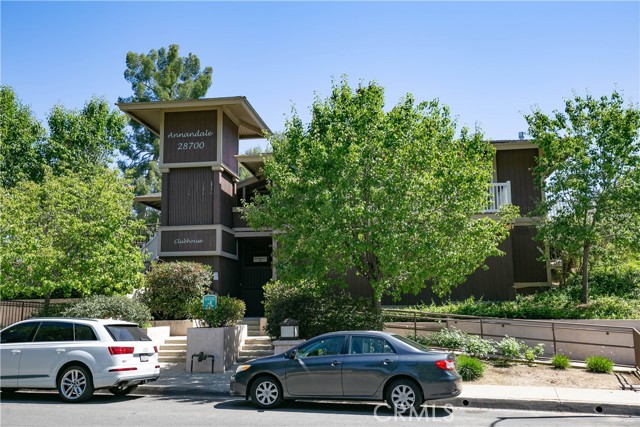 Detail Gallery Image 16 of 18 For 28729 Conejo View Dr, Agoura Hills,  CA 91301 - 2 Beds | 2 Baths