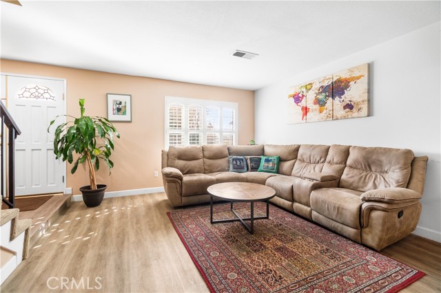 Detail Gallery Image 12 of 37 For 1517 237th, Harbor City,  CA 90710 - 4 Beds | 3 Baths