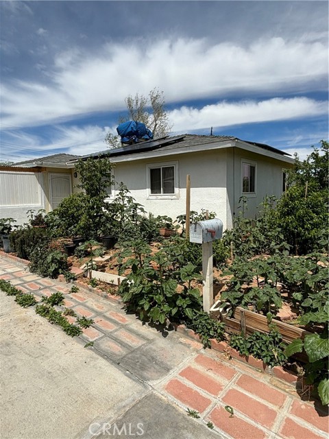 38465 Frontier Ave, Palmdale, CA 93550