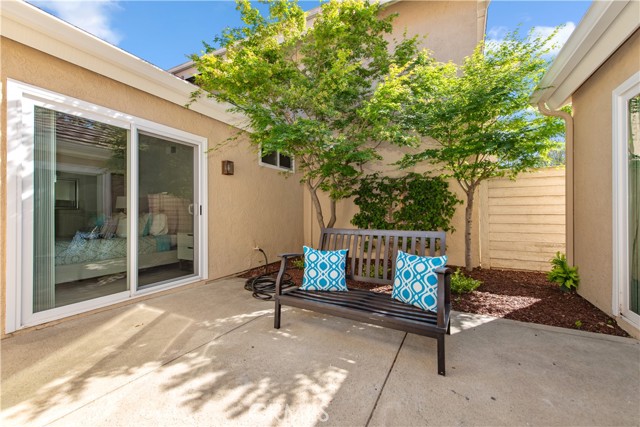 10 Windsong, Irvine CA: https://media.crmls.org/medias/0645c39f-a560-421a-b028-44d390160fb5.jpg