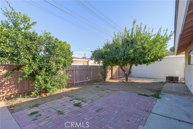 Detail Gallery Image 23 of 25 For 8848 Gerald Ave, North Hills,  CA 91343 - 4 Beds | 2 Baths