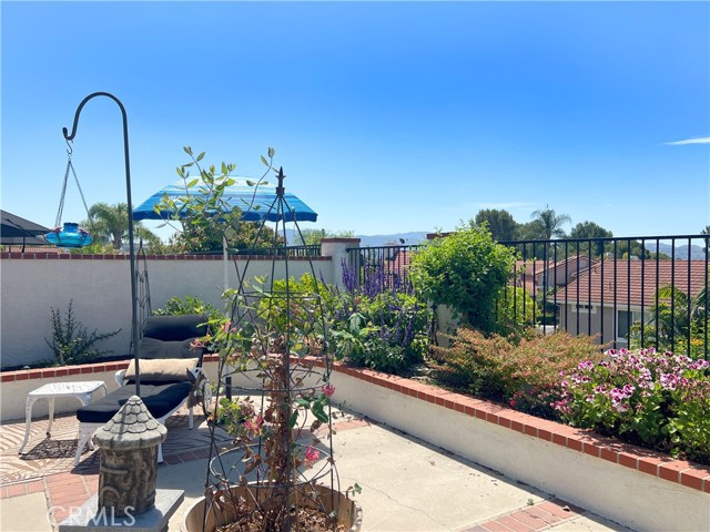 Detail Gallery Image 17 of 19 For 21520 via La Naranja, Yorba Linda,  CA 92886 - 3 Beds | 2 Baths