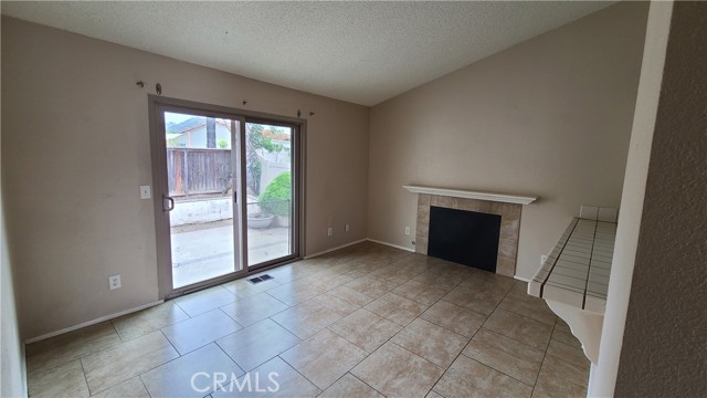 Detail Gallery Image 8 of 32 For 4921 Lake Park Ct, Fallbrook,  CA 92028 - 4 Beds | 2 Baths