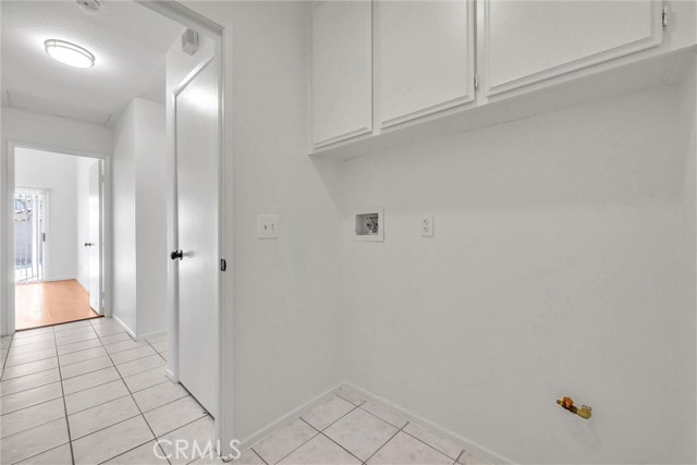 Detail Gallery Image 11 of 20 For 12820 Pan Am Bld, Moreno Valley,  CA 92553 - 3 Beds | 2 Baths