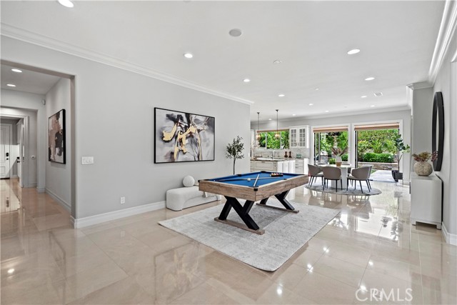 2535 Bronzewood Drive, Tustin CA: https://media.crmls.org/medias/064807d5-d8cb-4a6a-a857-3d0b9291c604.jpg