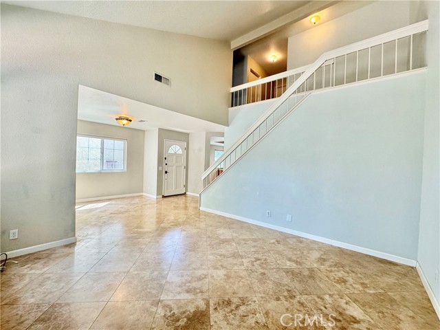 Detail Gallery Image 2 of 18 For 28 Jefferson, Irvine,  CA 92620 - 3 Beds | 2/1 Baths