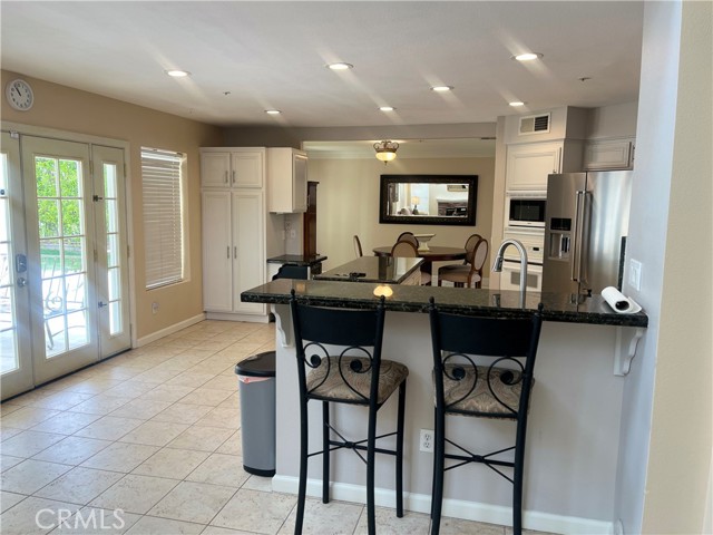 Detail Gallery Image 10 of 58 For 24633 Stagg St, West Hills,  CA 91304 - 5 Beds | 3 Baths