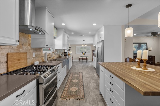 1366 Ahart Street photo 7